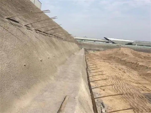 平江河道边坡加固